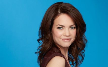 Rebecca Herbst is married to Michael Saucedo.